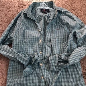 Vineyard Vines button down